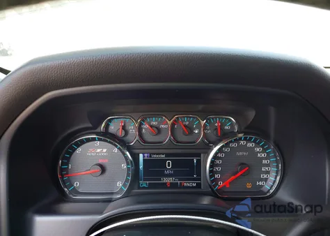 2015 Chevrolet Silverado 1500 2Lt z USA, uszkodzony, nr VIN 3GCUKREC2FG470666